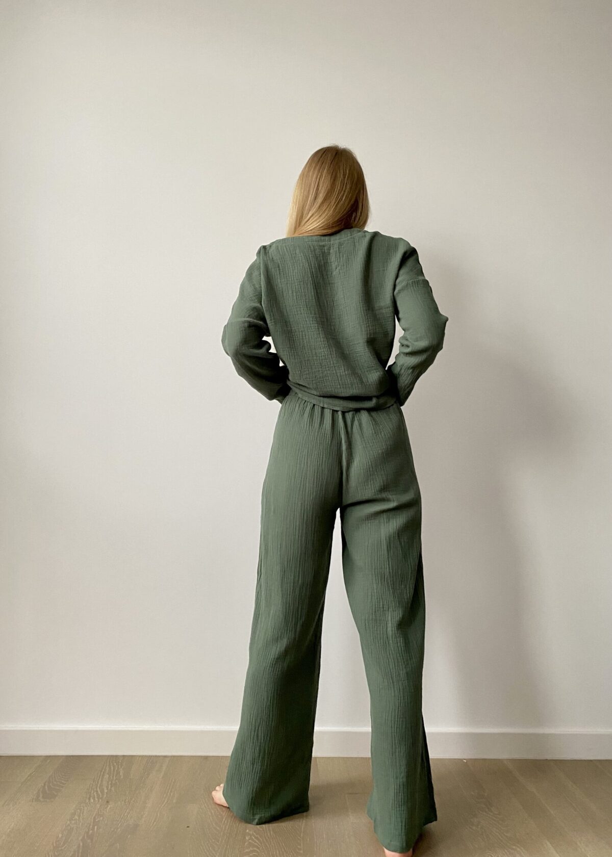 elegant muslin women trousers set