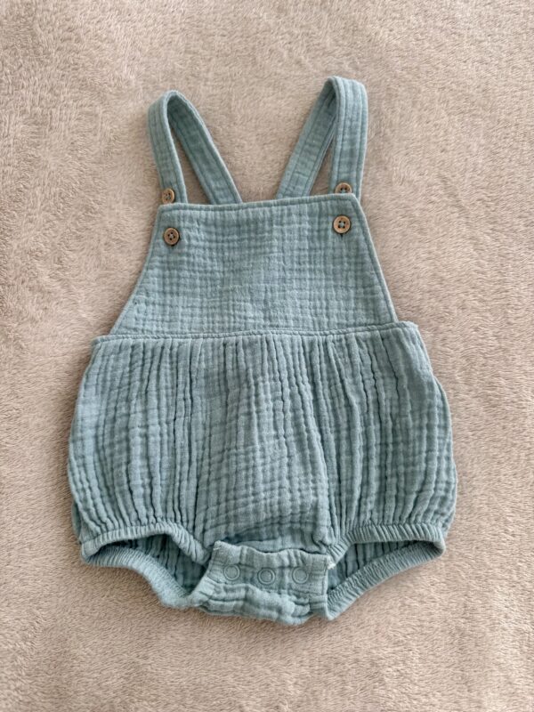 kids' romper made of natural muslin