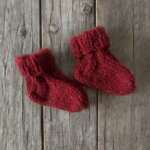Sheep wool handmade socks for kids