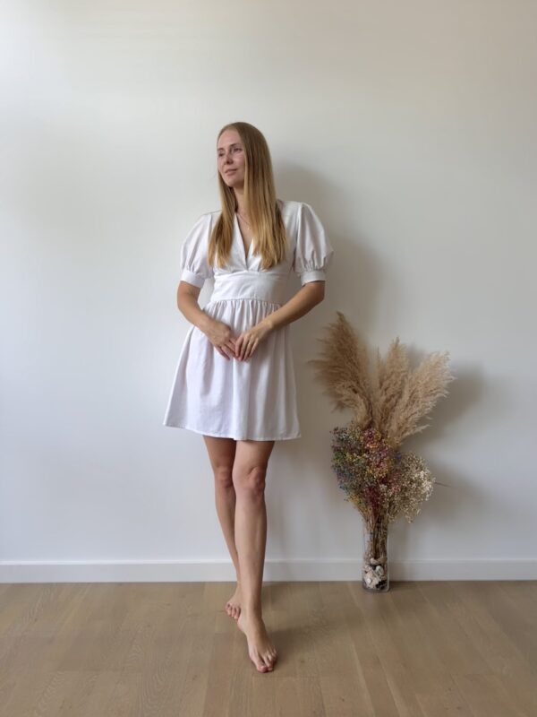 Elegant mini summer dress, perfect for weddings
