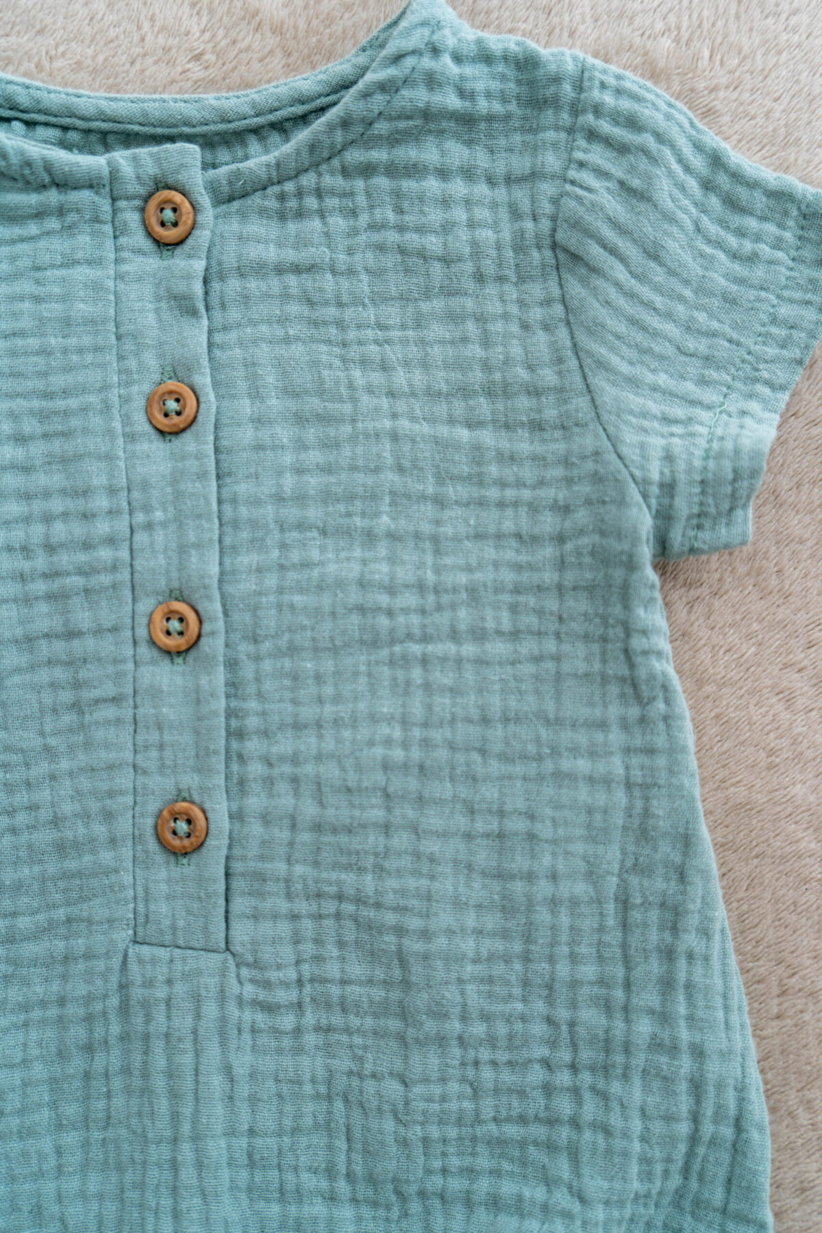 Breathable muslin one-piece outfit