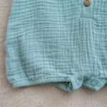 Soft muslin romper with wooden buttons