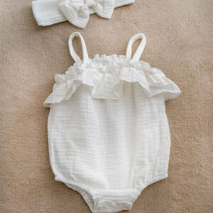 White muslin romper with no sleeves for baby girls