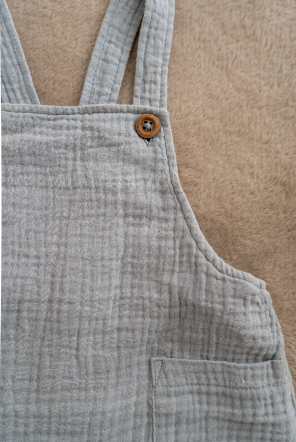 Babies' playsuit sleeveless made of organic cotton